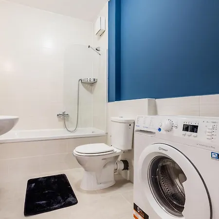 Chic Downtown Getaway Appartamento Budapest