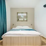 Chic Downtown Getaway * بودابست